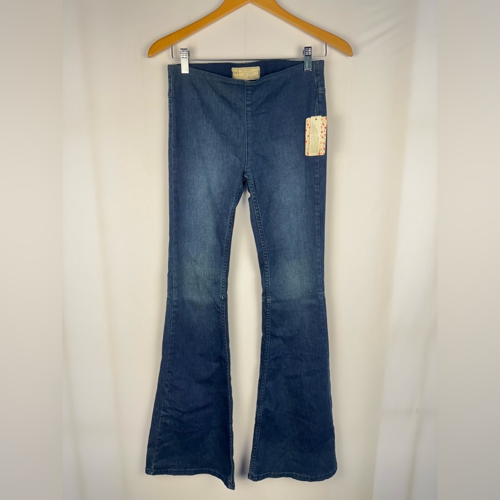 Free People We The Free Penny Pull-On Flare Denim Jeans